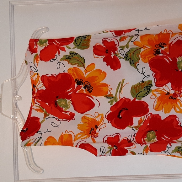 Sleeveless Tropical Dress - Picture 3 of 7